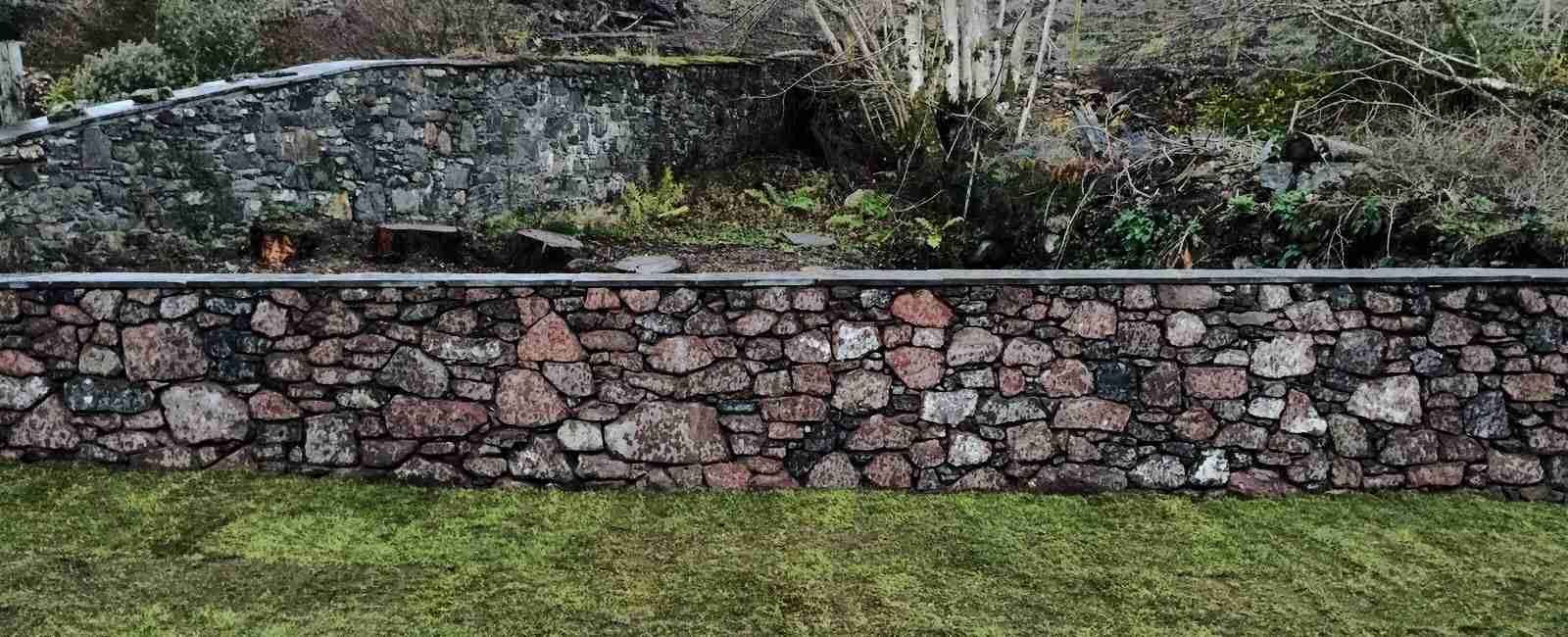 wall building